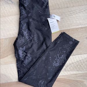 Old Navy Active Elevate Leggings